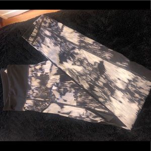 Pink leggings mesh side